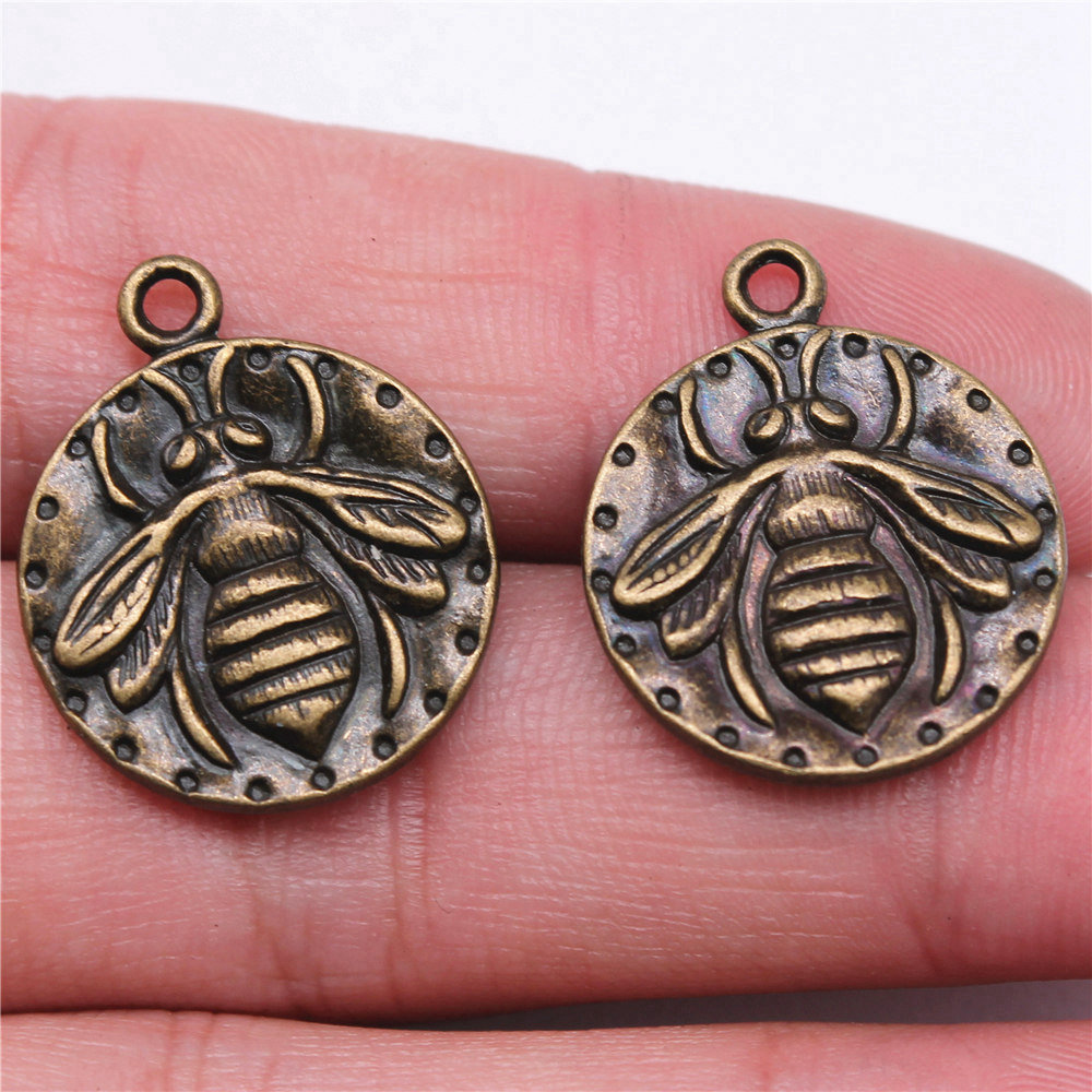 Liontin Serangga Ratu Lebah da - Vintage Fashion Online ulasan dan harga