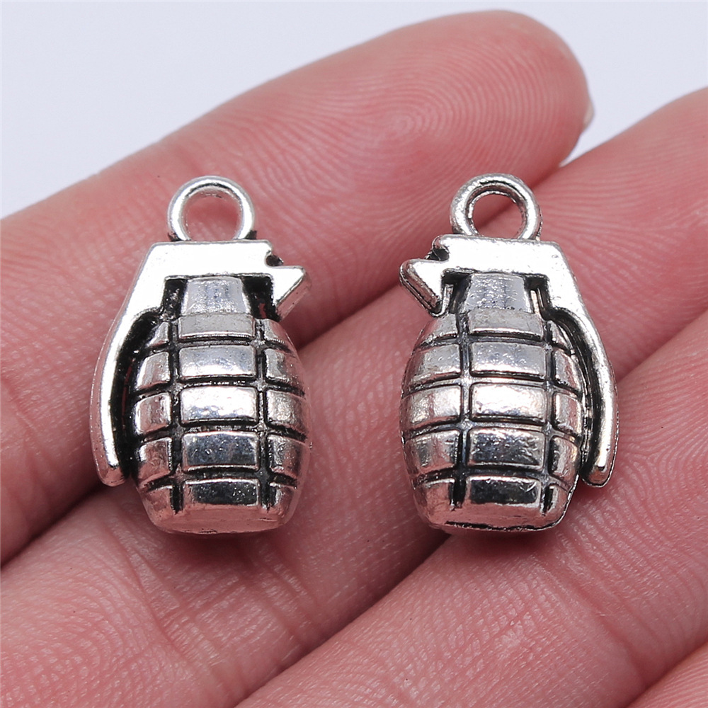 8 buah liontin berbentuk pisto - Vintage Fashion Online ulasan dan harga